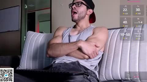 phantom_bigger1 online show from March 22, 5:40 pm