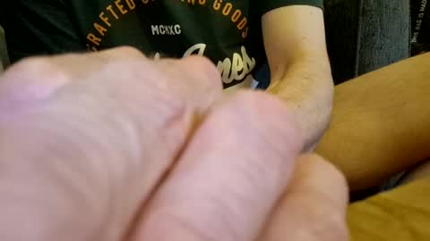 phil2102 online show from January 1, 7:41 am