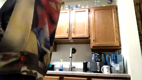 Phil online show from January 1, 3:56 am