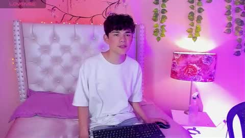 PHILLIP online show from March 18, 7:22 am