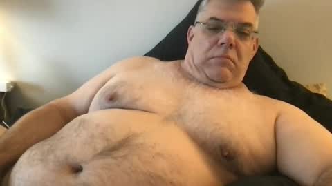 Snapshot of phlpjd chatting on December 17, 1:16 pm phlpjd online show from December 17, 1:16 pm