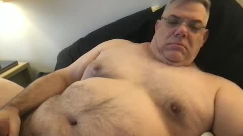 Snapshot of phlpjd chatting on December 11, 1:33 pm phlpjd online show from December 11, 1:33 pm