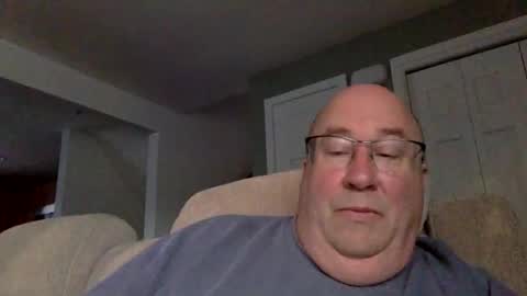 Snapshot of pickme11113 chatting on December 12, 9:04 pm pickme11113 online show from December 12, 9:04 pm