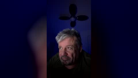 pierreth3 online show from March 11, 2:07 am