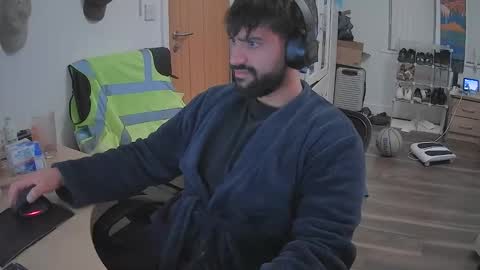 Yash online show from January 26, 6:37 pm