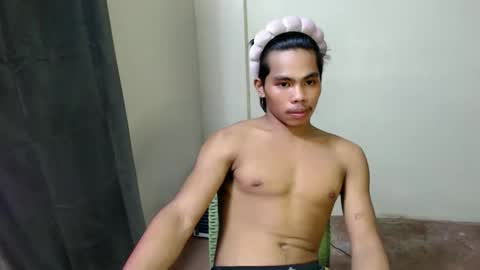 pinoy_fuckboy69 online show from April 6, 4:52 pm