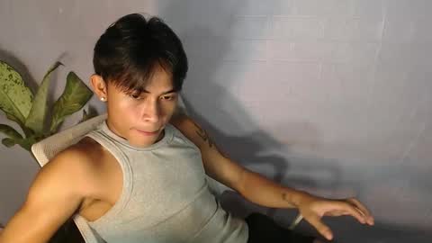 pinoy_palautogxxx online show from April 12, 3:13 pm