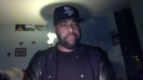 pinsinreal online show from April 5, 2:30 am