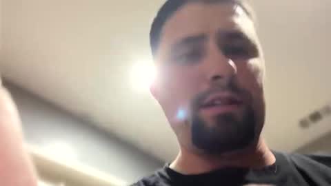 Snapshot of pistolpete9891 chatting on January 25, 6:34 am pistolpete9891 online show from January 25, 6:34 am