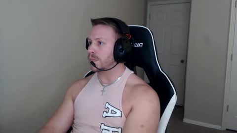 Player online show from February 3, 7:57 am