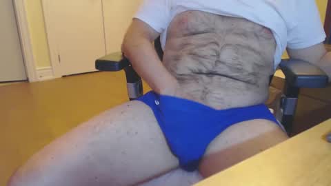 Snapshot of playfulmann chatting on December 11, 4:37 pm playfulmann online show from December 11, 4:37 pm