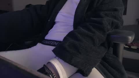 Snapshot of plboy23 chatting on March 3, 6:29 pm Hello ask me  . Im glad  to see you here in my room. Welcome PVT is open online show from March 3, 6:29 pm
