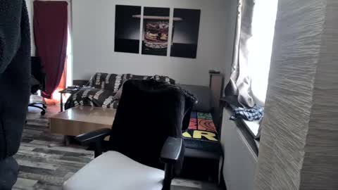 Snapshot of plboy23 chatting on March 8, 9:46 am Hello ask me  . Im glad  to see you here in my room. Welcome PVT is open online show from March 8, 9:46 am