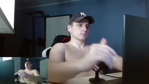 Poliglotjoe2 online show from January 16, 1:41 am