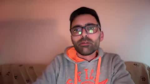 pollabeta online show from March 19, 9:07 pm