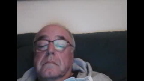 pollalaire online show from January 31, 7:51 pm