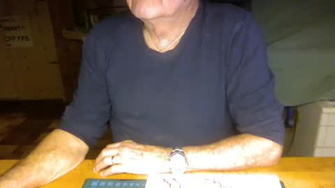 Snapshot of pomme1949 chatting on December 31, 10:48 am pomme1949 online show from December 31, 10:48 am