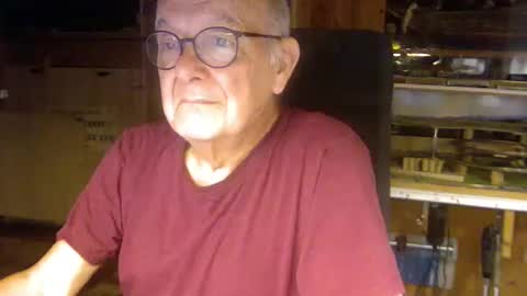 Snapshot of pomme1949 chatting on September 20, 4:07 pm pomme1949 online show from September 20, 4:07 pm