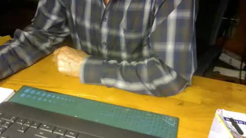 Snapshot of pomme1949 chatting on October 1, 9:35 am pomme1949 online show from October 1, 9:35 am