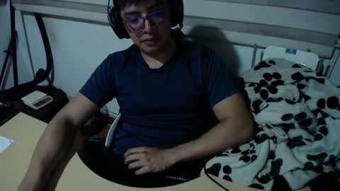 powerfulzeus2 online show from September 17, 2:12 am