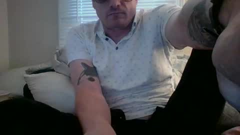 powthunder85 online show from April 1, 10:40 pm