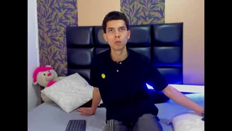 Camilo online show from December 2, 2:25 am