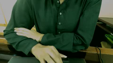 lover online show from September 22, 7:52 am