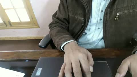 lover online show from February 17, 8:09 am