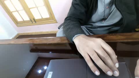 lover online show from February 14, 7:49 am