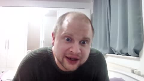 Stefan Heer Der Name bedeutet der der belohnt wird online show from March 6, 2:19 am