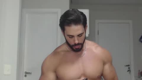 promuscles4u online show from January 10, 1:11 am