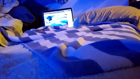 ptut82 online show from October 26, 7:10 am