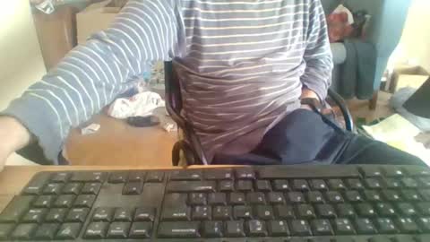 pup_y online show from October 27, 9:44 am