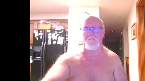 pussylover1365 online show from October 30, 1:23 pm