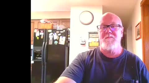 pussylover1365 online show from October 28, 8:44 pm