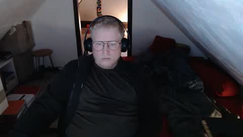 pussylovercb online show from March 26, 8:18 am