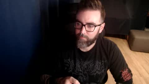 Snapshot of pyroxen chatting on October 14, 7:43 pm Yog Sothoth online show from October 14, 7:43 pm