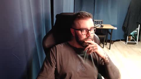 Snapshot of pyroxen chatting on March 11, 8:53 pm Yog Sothoth online show from March 11, 8:53 pm