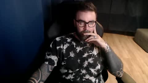 Snapshot of pyroxen chatting on October 21, 7:50 pm Yog Sothoth online show from October 21, 7:50 pm