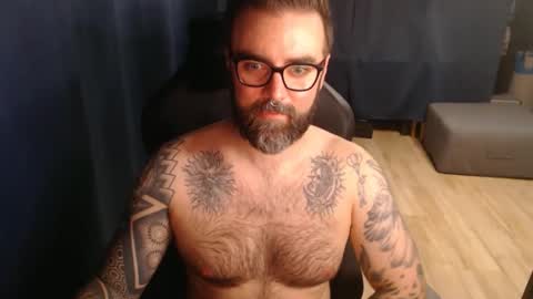 Snapshot of pyroxen chatting on September 25, 7:35 pm Yog Sothoth online show from September 25, 7:35 pm