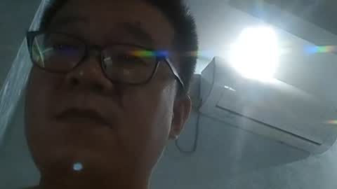 1463437595 online show from May 16, 10:26 pm