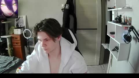 quiet_sh online show from April 7, 9:31 am