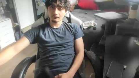 qwert4206 online show from February 19, 9:33 pm