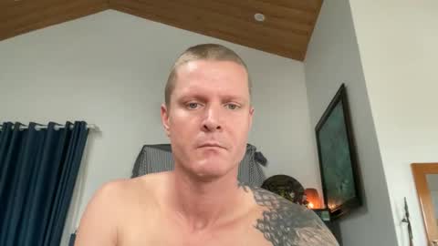 rabbit_eyes69 online show from January 6, 2:48 am