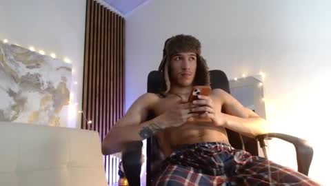 IG online show from December 19, 4:02 am