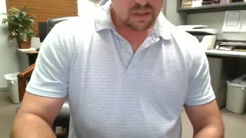 ragnar795993 online show from May 20, 10:27 pm