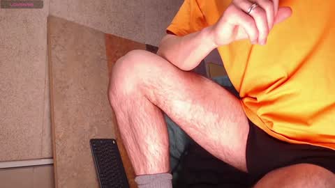 Snapshot of rainbow_farmer_james chatting on December 29, 11:18 am Rainbow James  online show from December 29, 11:18 am