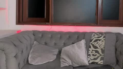 Raizo online show from April 3, 3:25 am