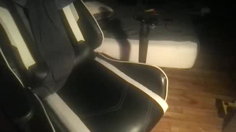 rajeshrex143 online show from February 18, 2:53 am