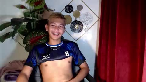 ralfhuge24 online show from October 5, 1:31 am